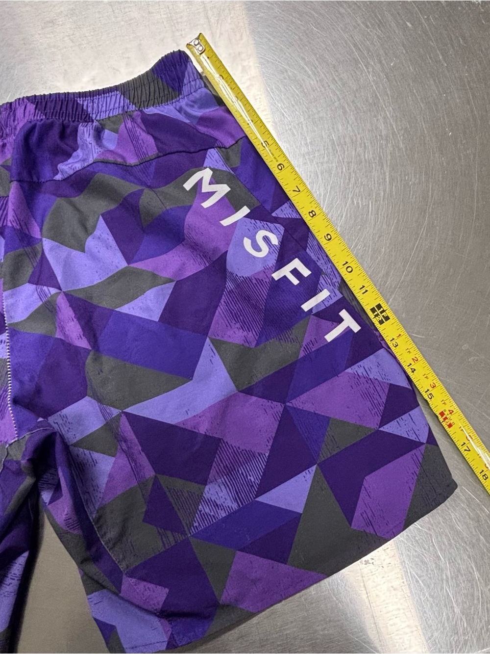 Sharpen The Axe Misfit Athletics Men's M Shorts - Purple Geometric "Shard" Print - Picture 6 of 8